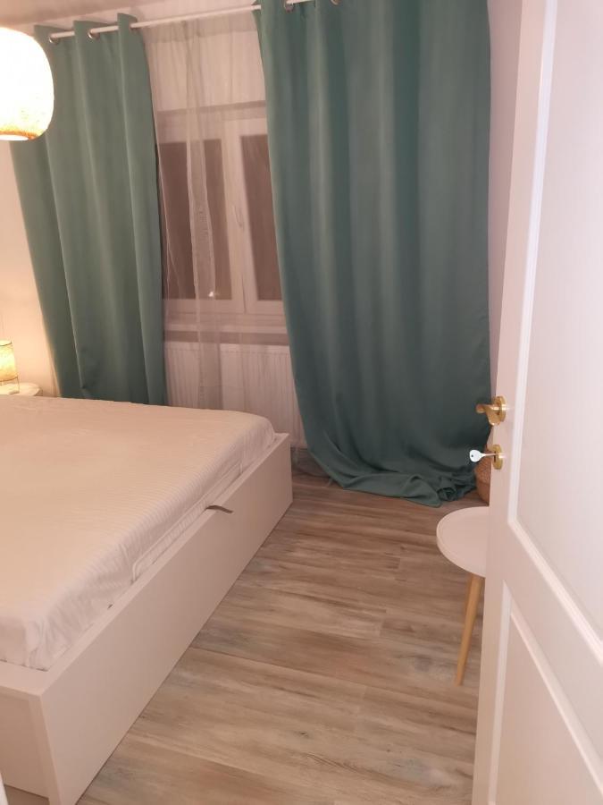 Bloom Box Apartments Craiova Dış mekan fotoğraf