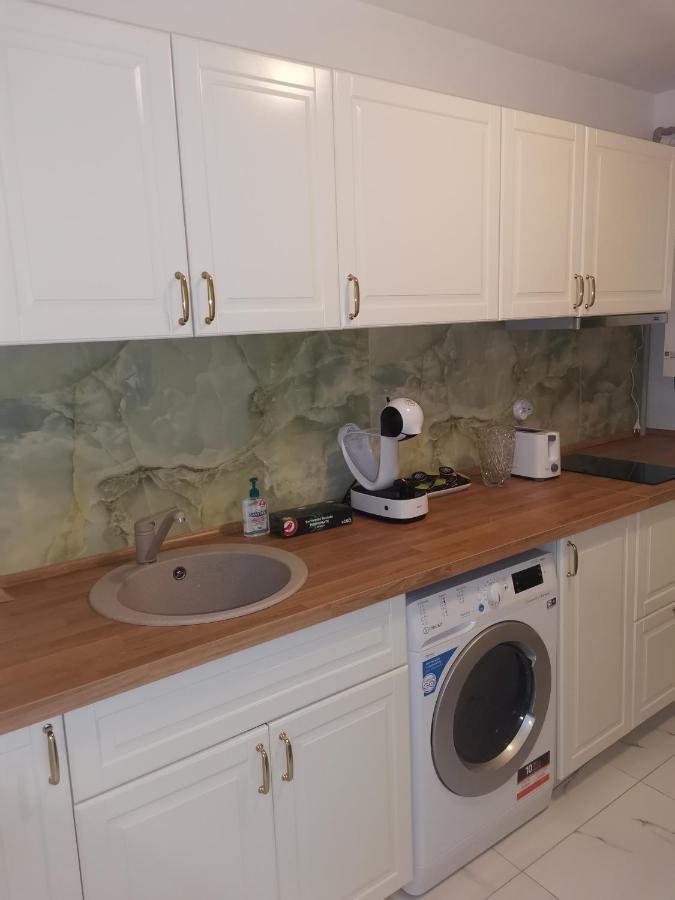Bloom Box Apartments Craiova Dış mekan fotoğraf