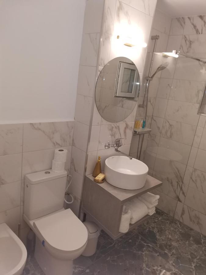 Bloom Box Apartments Craiova Dış mekan fotoğraf